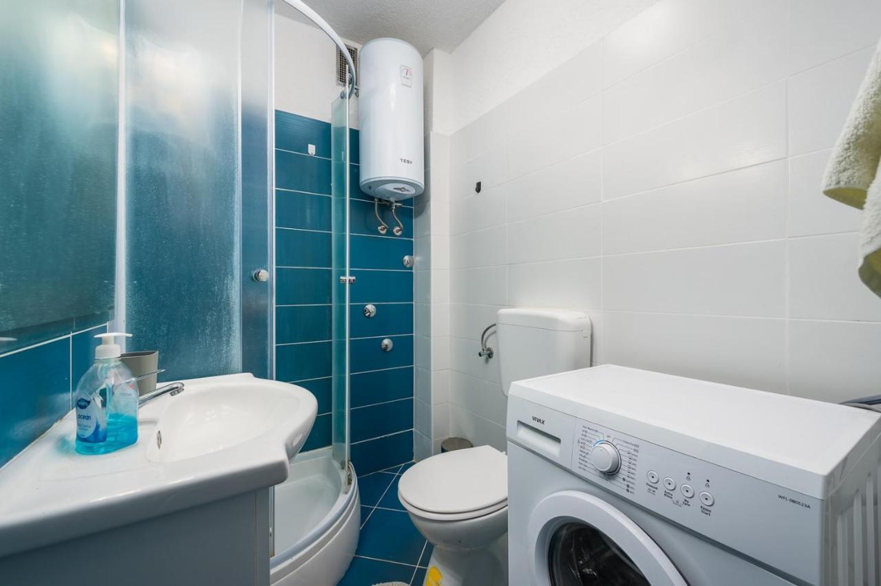 House With Apartments Mila Umag Ngoại thất bức ảnh
